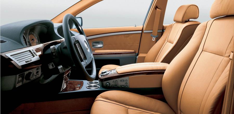  BMW 7-Series 2002 года  (фото 8 из 79)